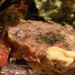 旬のキノコと魚介のテリーヌ；アップ