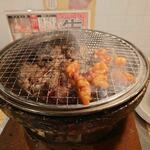 キンキン麦酒とプリッと小腸 近江牛畜産すだく - 