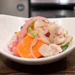 トリワイン ＰＩＫＯＳＨＨＨＵ - 彩野菜とゴーヤのサラダ