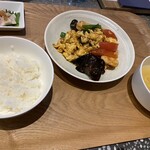 熱香森 - 本日のランチとエビマヨ