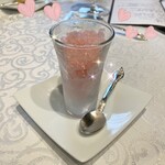 シャトー　ラ・パルム・ドール - ◉ お口直しのグラニテ
      　シャンパンロゼ