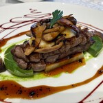 シャトー　ラ・パルム・ドール - ◉ 特選黒毛和牛フィレステーキ
      　マデラソース　赤ワインと蜂蜜のソース
      　　☘️ お肉は柔らかく満足✨
      　　　　ソースも女性人気の甘いめで