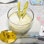 シャトー　ラ・パルム・ドール - ◉ 本日のスープ
      　とうもろこしの冷製スープ　スプラウト付き
      　　☘️ とうもろこしの香りと甘みが
      　　　　とても魅力的でした！