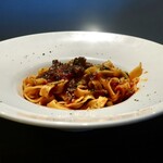 トラットリア チェーロ - ・A手打ちパスタ [オリーブとケッパーのチリトマトソース]