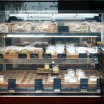 トラットリア チェーロ - 店内・ショーケース