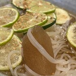 焼肉食道 大勝 - この出汁氷が　え〜仕事してます‼️