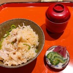 一石三鳥 - 季節の土鍋ご飯 赤出汁 香物