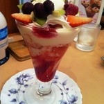 ポプリンキッチン - 苺アセロラパフェ　６５１円→３２５円