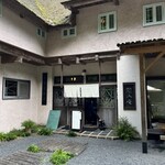 慈久庵 - 敷居が高そう。