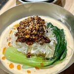近江牛ホルモン畜産すだく - 豆乳坦々冷麺　¥790