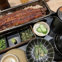 うなぎ四代目菊川 東京駅黒塀横丁店 - 