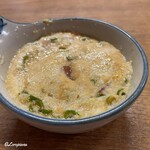 外呑・立呑・座呑処 新橋へそ - 天然本マグロ赤身の山かけ