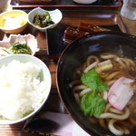 山ろく庵 - うどん定食 （￥８５０）
