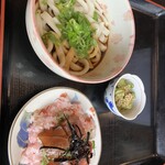 伊勢うどん まるみつ - 料理写真: