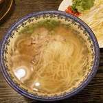 Uncle In The Kitchen - 本店③