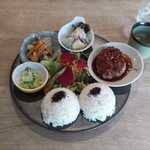 農楽里 - A. ふわふわハンバーグ デミグラスソースのプレート 1,400円 ♪