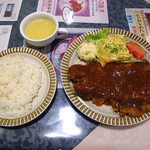 神戸ビーフ館 グリルなかがわ - ビフカツセット　1020円