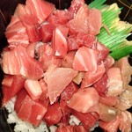 まぐろ壱 - 本まぐろブツたっぷり丼