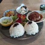 農楽里 - A. ふわふわハンバーグ デミグラスソースのプレート 1,400円 ♪