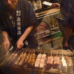 焼鳥　とり和 - やきとりを焼く大将