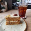 Northfields - [2024年7月　訪問]アイスコーヒーとキャロットケーキ。価格失念ですが、合計で1000円程度だったと記憶しています。