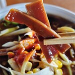 ラーメンたつた - 飴色メンマリフト！