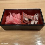 すし酒場すさび湯 - ガリ生姜と烏賊耳の炉端焼