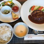 山の上の洋食屋 はなわ - 料理写真: