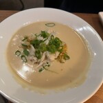 Tommy Bahama Restaurant, Bar & Store - 