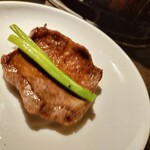炭火焼肉 焼きしゃぶ にく式 - 