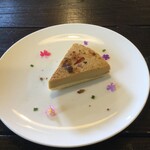 カフェ ビーンズ - 黒糖ベークドチーズ