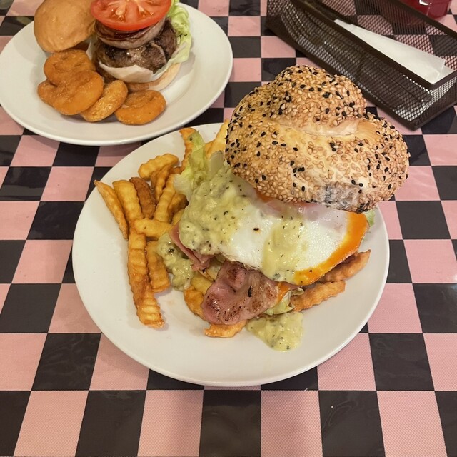 ハンバーガーショップ 閉店】ザ パンヘッズ ヘヴン サルーン （THE PANHEAD'S HEAVEN