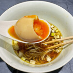 うずとかみなり - 黄身がトロトロの半熟味玉