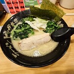ラーメン ビッグ - ちゃ～じ前