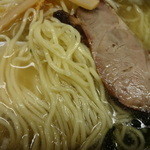 ひるがお - 麺、チャーシューアップ