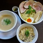 ラーメン家 みつ葉 - 昼10食限定 豚CHIKIつけ麺　2玉　みつ葉飯