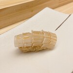 鮨処 凜 - 飾り包丁が見事な剣先イカ