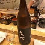 鮨処 凜 - あべ、東京の有名な酒屋さんが新潟の酒蔵に特注したお酒との事です