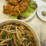ベトコンラーメン新京 - 料理写真:
