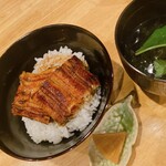 炭火割烹とも - うな重