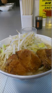 ラーメン北郎 - トロ玉入りラーメン