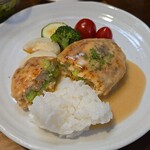 キッチン ブルー グローブ - 即ご飯を乗せて、ジュ・ソースを吸わせます