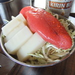 江戸前汽船 もんじゃ屋形船 - 始めの三品（明太もちもんじゃ）