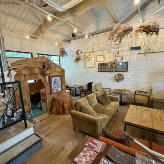 カフェ&レンタルスペース リアンディ_2