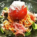イタリアンダイニングDONA - まるごとトマトと生ハムの冷製ポモドーロ