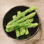 炭火焼肉 肉匠 黒部 新札幌店 - アスパラ