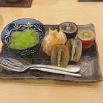 木挽町 とも樹 - デザートと葡萄各種と鬼灯