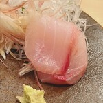 木挽町 とも樹 - 五島の天然縞鯵。養殖の餌を狙いに網の近くに寄ってくるなんちゃって天然物も多い中、こいつはホンモノ。紛れもない天然物です