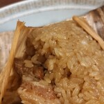 ビーフン東 - 味シミシミの豚肉とピーナッツとうずら