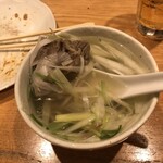 牛タンの笑や - テールスープ